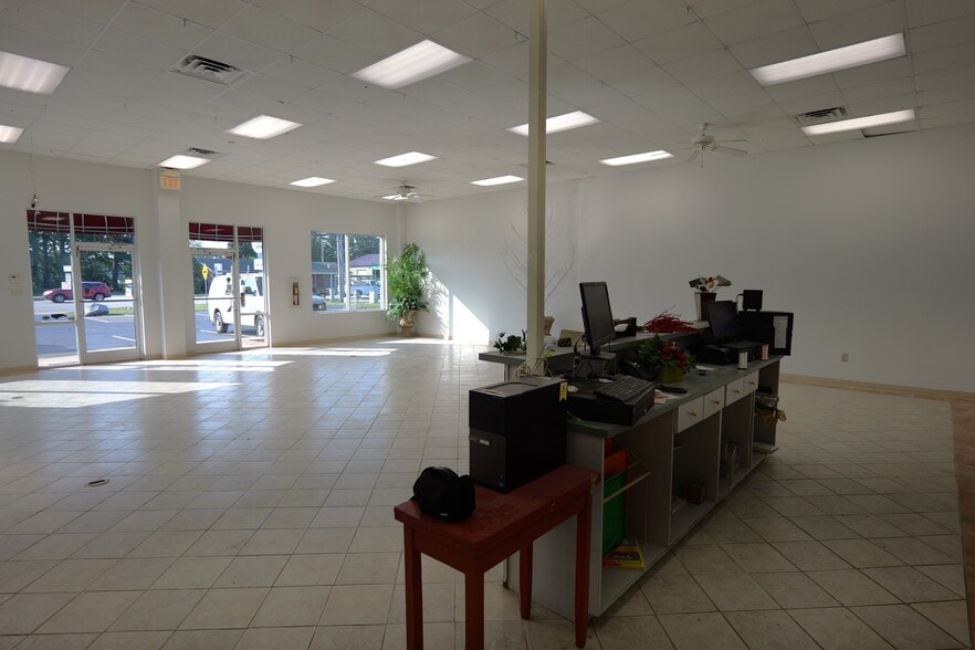 More Photos Of 3601 Airport Blvd NW, Wilson Freestanding For Lease