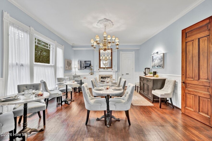 More Photos Of 412 S 3rd St, Wilmington Hospitality For Sale