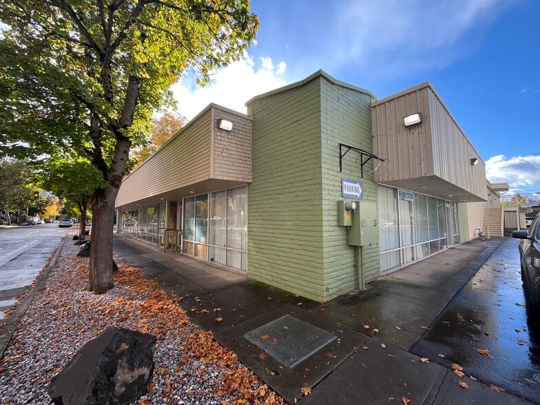 More Photos Of 1280 Charnelton St, Eugene Storefront Retail Office For Sale