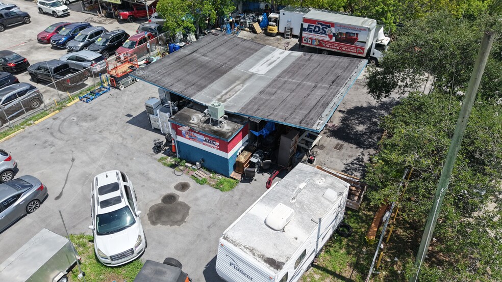 More Photos Of 9301 NW 27th Ave, Miami Auto Dealership For Sale