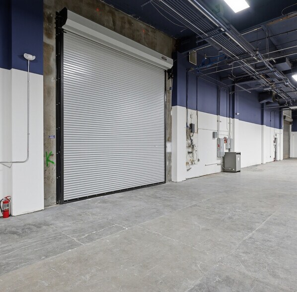 More Photos Of 8829-8835 Complex Dr, San Diego Warehouse For Lease
