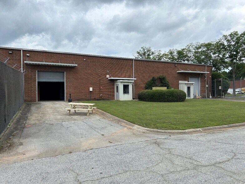 More Photos Of 6110 Boat Rock Blvd SW, Atlanta Warehouse For Lease
