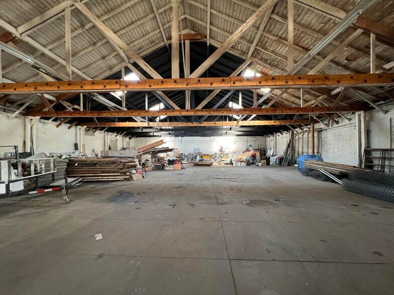 More Photos Of 501 W 2nd St, Pomona Warehouse For Sale
