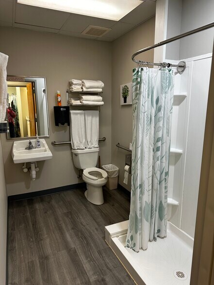 More Photos Of 125 Covered Bridge Rd, Huntsville Apartments For Sale