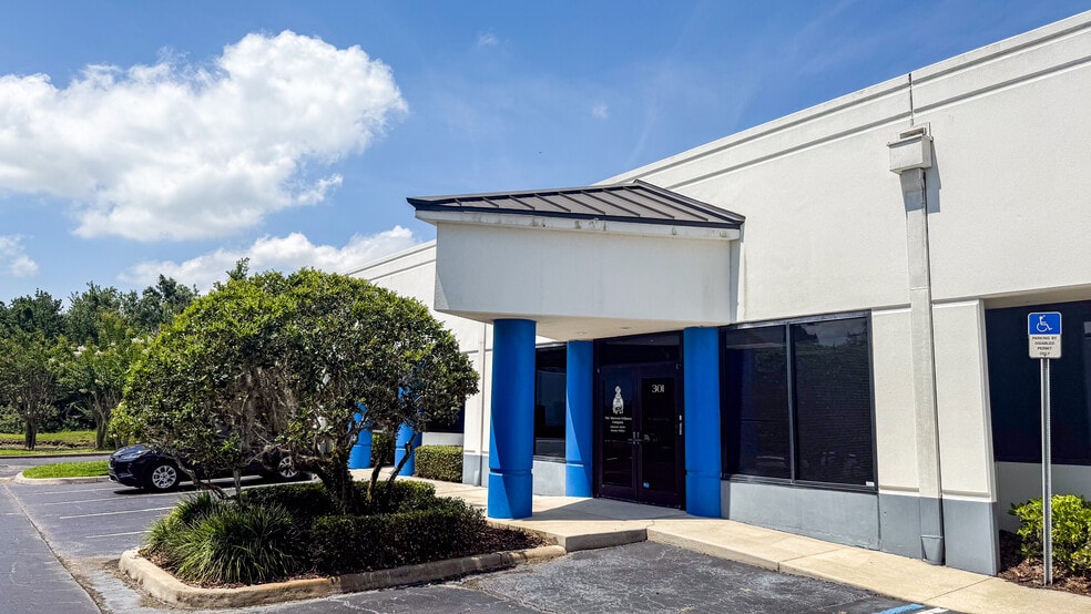 More Photos Of 5776 Hoffner Ave, Orlando Unknown For Lease