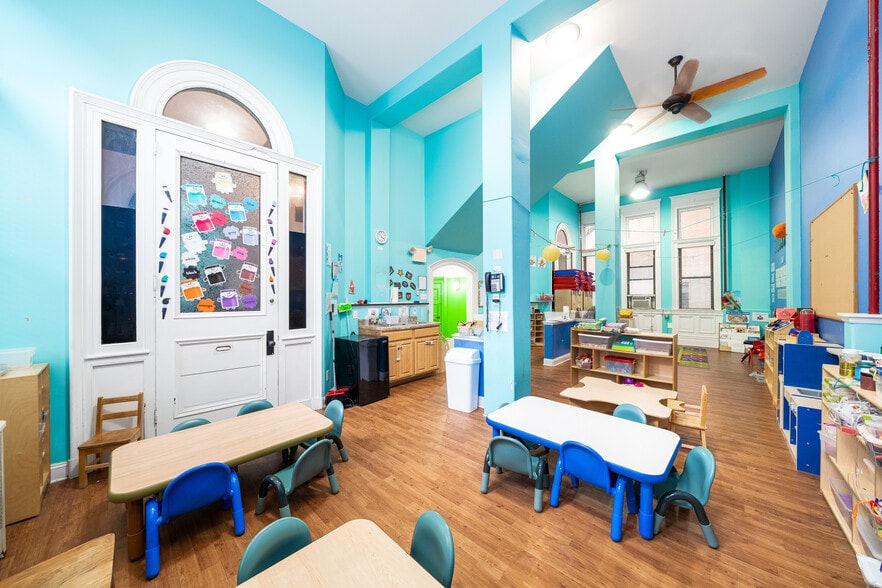 More Photos Of 1 Newark St, Hoboken Loft Creative Space For Lease