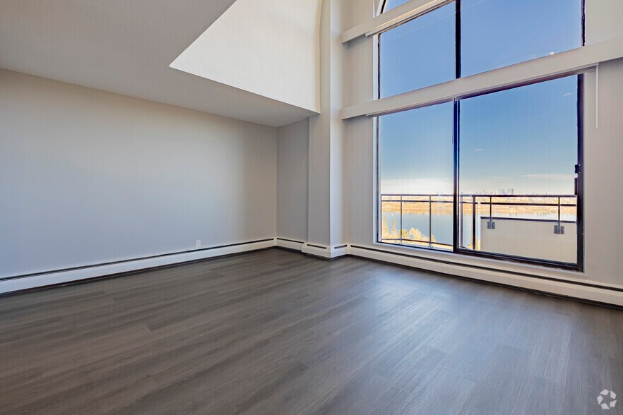 More Photos Of 2105 90 Av SW, Calgary Apartments For Lease