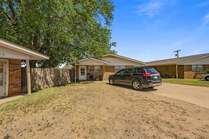 More Photos Of 501-524 Plaza Dr, Slaton Apartments For Sale