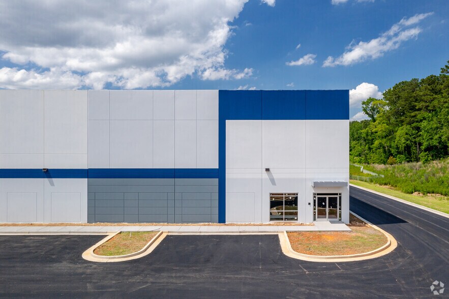 More Photos Of 1033 Cass White Rd NE, Cartersville Distribution For Lease