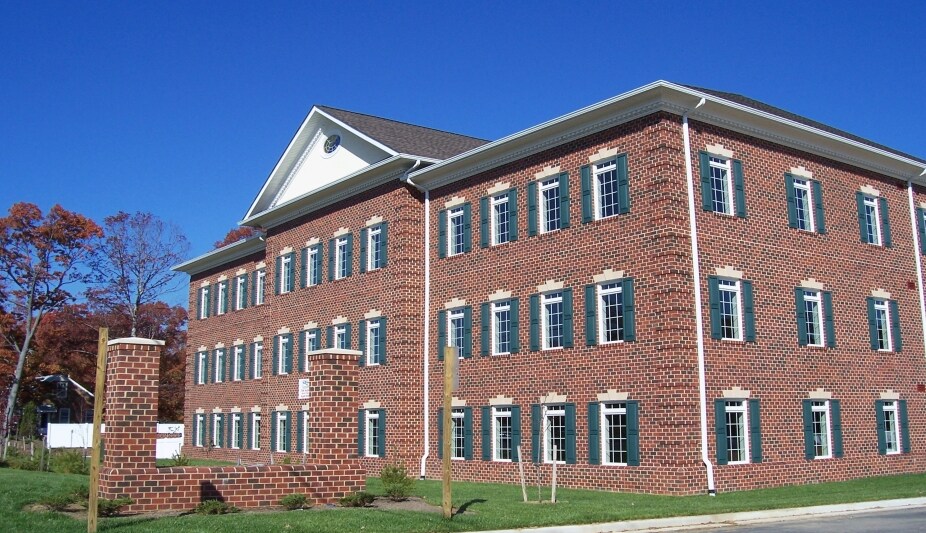 More Photos Of 23076 Three Notch Rd, California Office For Lease