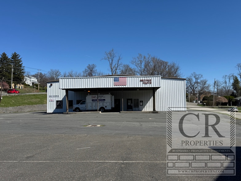 More Photos Of 2934 US Route 9W, New Windsor Township Auto Dealership For Sale