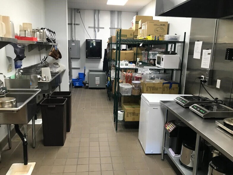 More Photos Of 2545-2593 Chino Hills Pky, Chino Hills Unknown For Lease