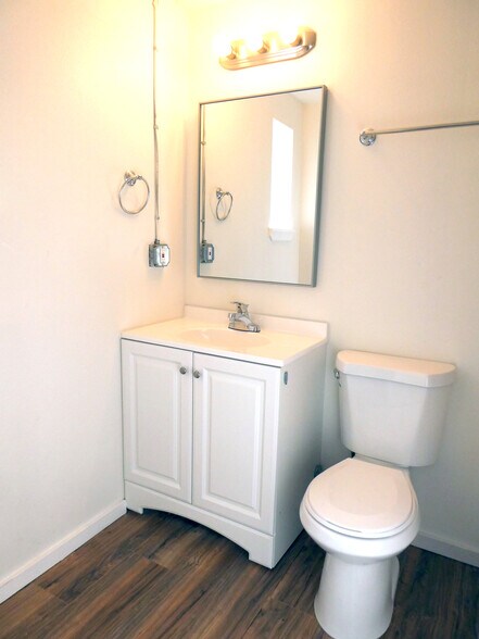 More Photos Of 2451-2473 Trade St SE, Salem Apartments For Sale