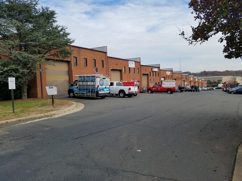 More Photos Of 8395 Euclid Ave, Manassas Park Warehouse For Lease