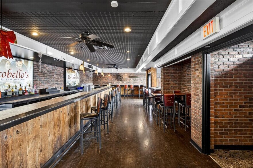 More Photos Of 5 Main St, Derby Restaurant For Sale