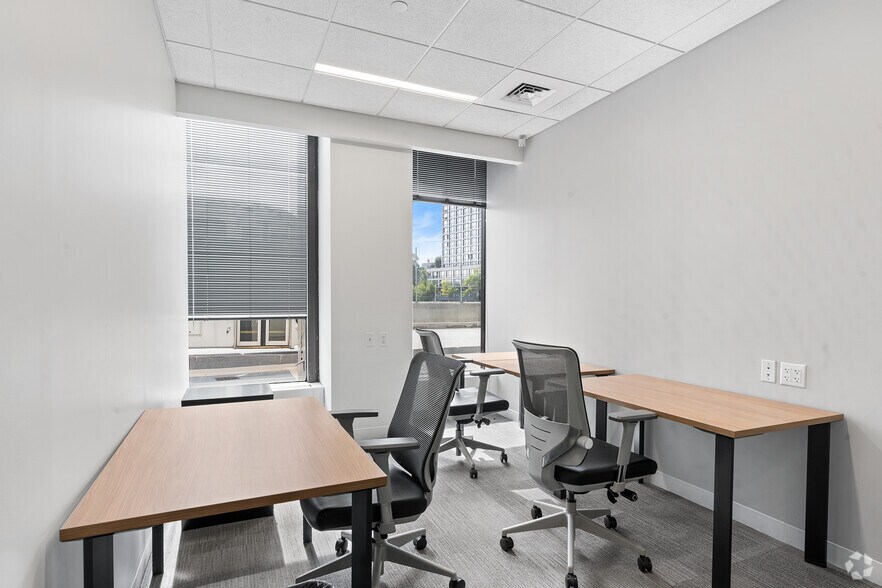 More Photos Of 44 S Broadway, White Plains Coworking Space