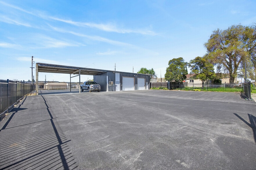 Primary Photo Of 1110 Ramirez St, Marysville Auto Dealership For Sale