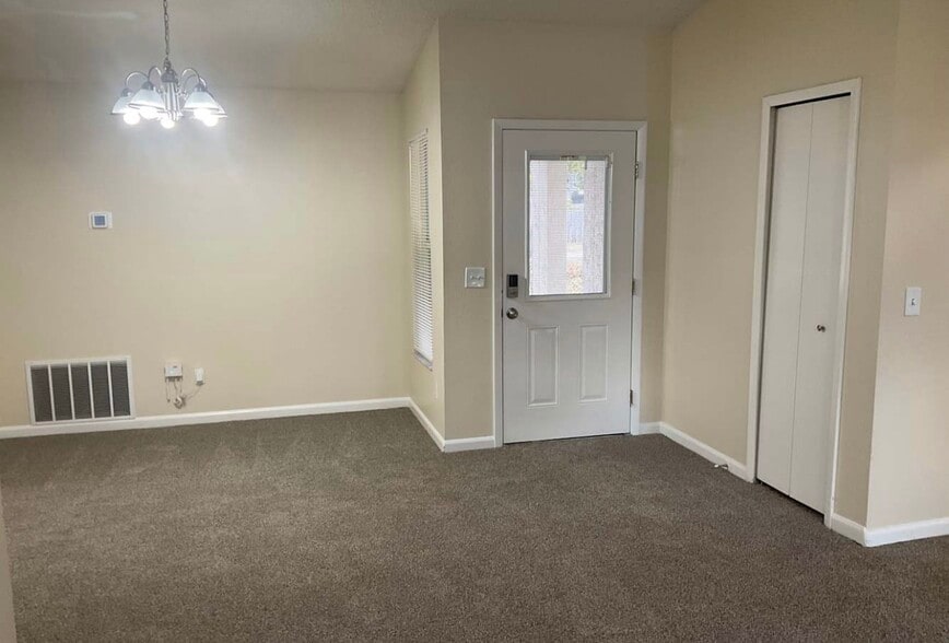 More Photos Of 5444 Conway Oaks Ct, Orlando Multifamily For Lease