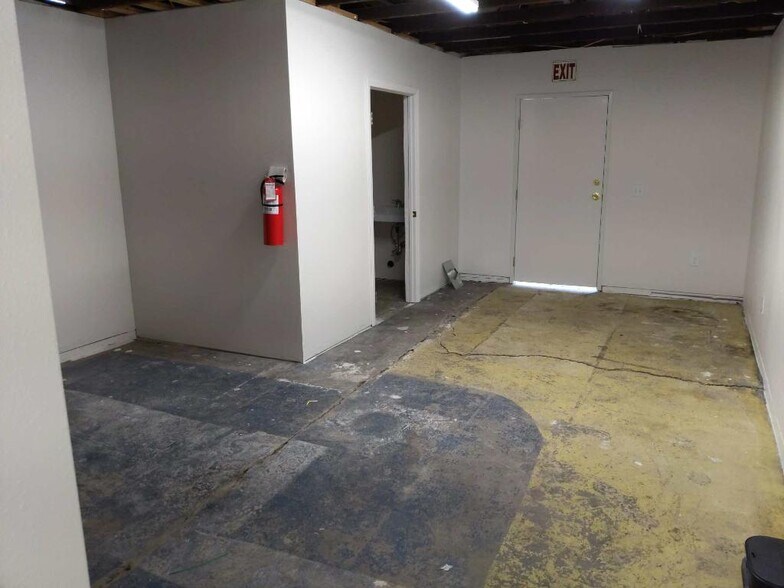 More Photos Of 6031 Clara St, Bell Gardens Warehouse For Lease