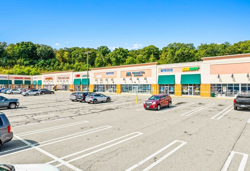 More Photos Of 2020 Norwich New London Tpke, Montville Unknown For Lease