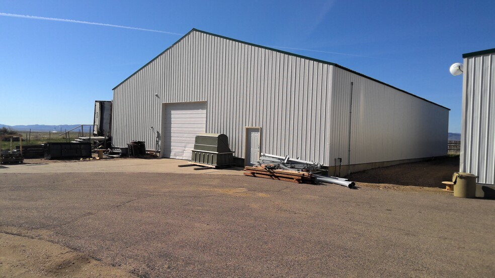 More Photos Of 7 55 Ranch Rd, Glenrock Service Station For Sale