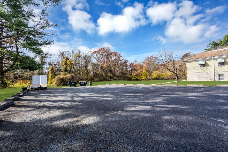 More Photos Of 2807 Hurley Pond Rd, Wall Township Office For Sale