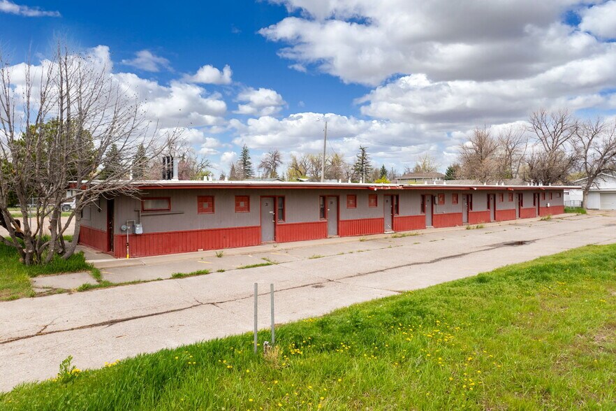 More Photos Of 1521 1st Ave NW, Great Falls Hotel For Sale