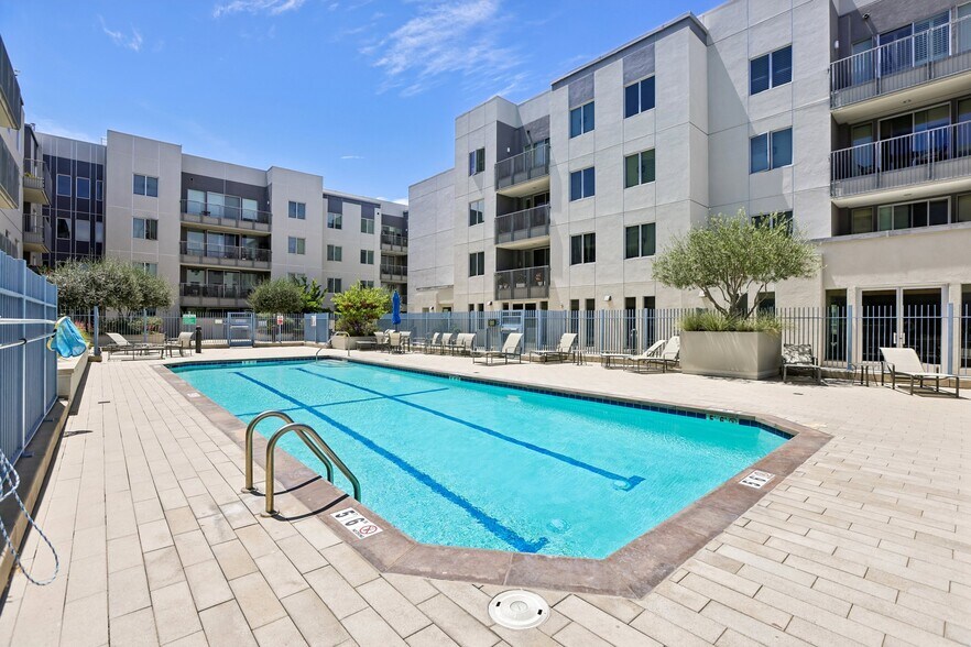 More Photos Of 46 W Julian St, San Jose Apartments For Sale