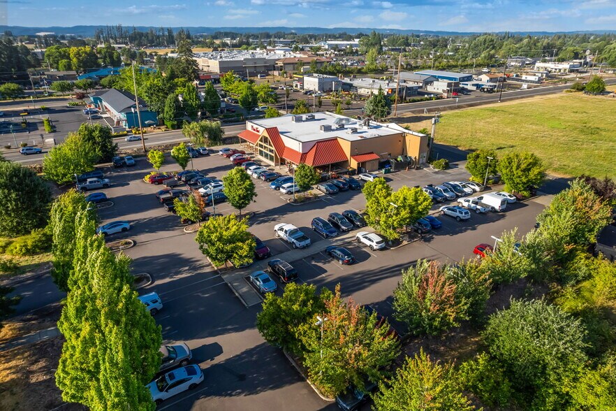 More Photos Of 4450 Pacific Ave, Forest Grove General Retail For Sale