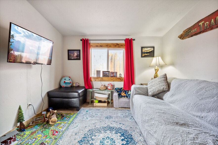 More Photos Of 83 Sweebee Ln, Columbia Falls Multifamily For Sale