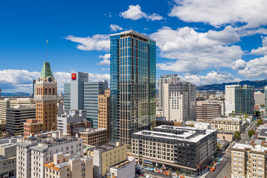 More Photos Of 385 14th St, Oakland Apartments For Lease