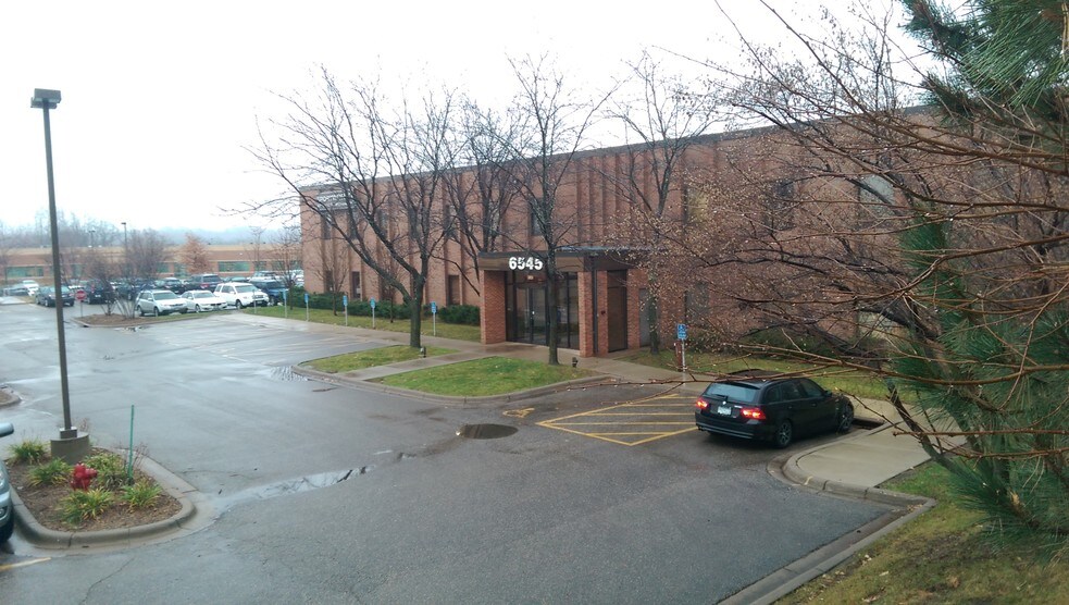 More Photos Of 6545 Flying Cloud Dr, Eden Prairie Light Distribution For Lease