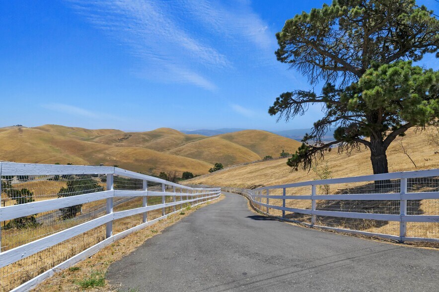 More Photos Of 12400 Morgan Territory Rd, Livermore Specialty For Sale
