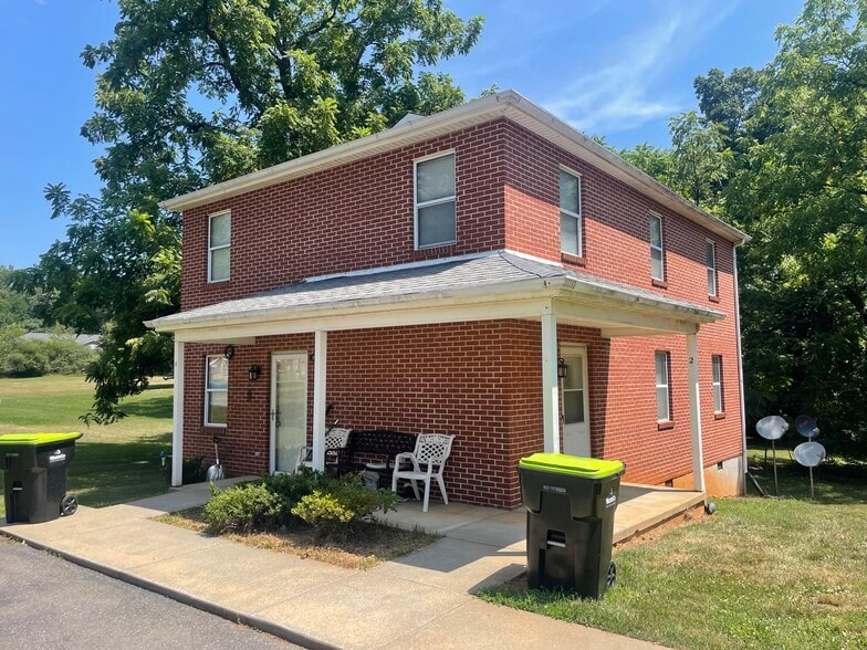 More Photos Of 148 Patricia Anne Ln, Appomattox Apartments For Sale