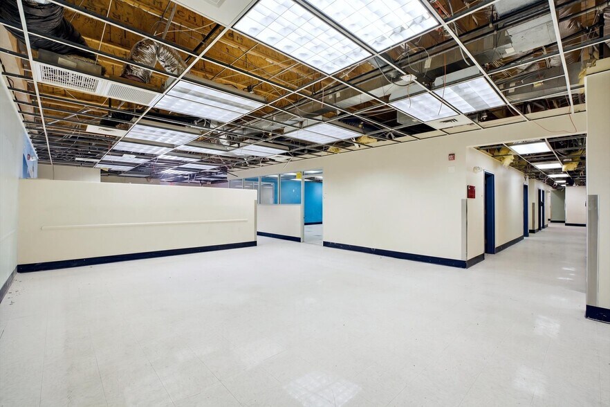 More Photos Of 4011 N 51st Ave, Phoenix Medical For Sale