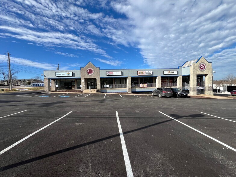 More Photos Of 5133 S Campbell Ave, Springfield Storefront Retail Office For Sale