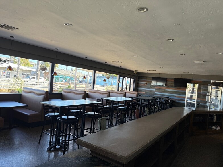 More Photos Of 1001 S Coast Hwy, Oceanside Restaurant For Sale