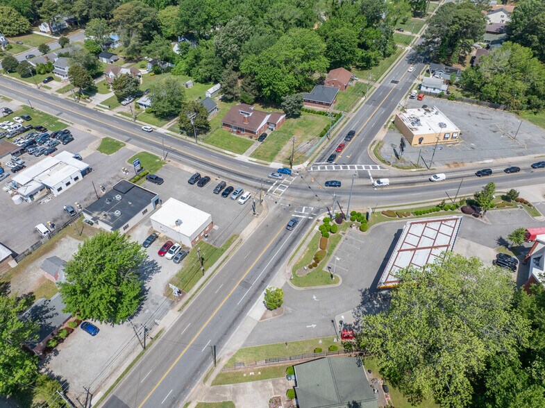 More Photos Of 1326 E Pembroke Ave, Hampton Office For Sale