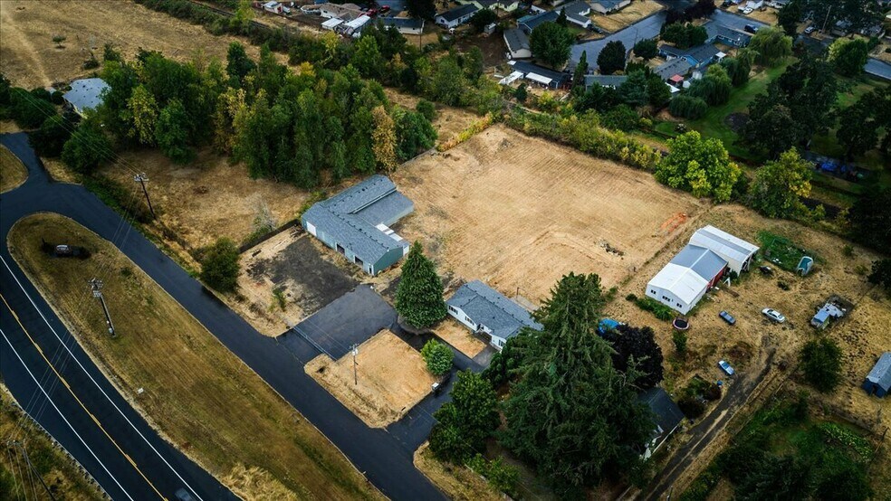 More Photos Of 941 Beaver Creek Rd, Aumsville Industrial For Sale