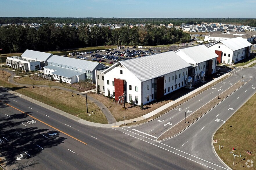 More Photos Of 2001 2nd Ave, Summerville Office For Lease