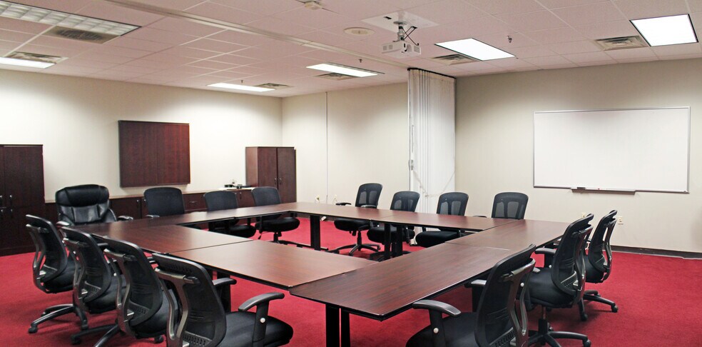 More Photos Of 4590 Graphics Dr, White Plains Manufacturing For Sale