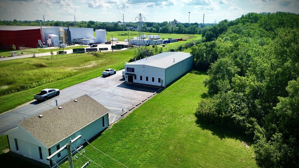 More Photos Of 2801 N Jasper St, Decatur Industrial For Sale