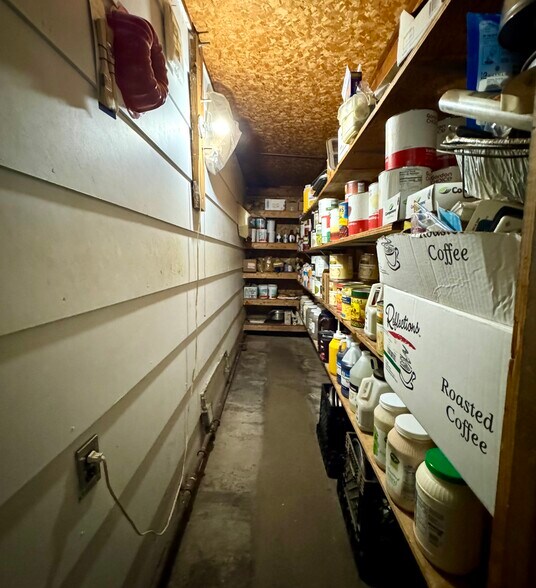 More Photos Of 11489 E Clarksville Rd, Marshall Restaurant For Sale