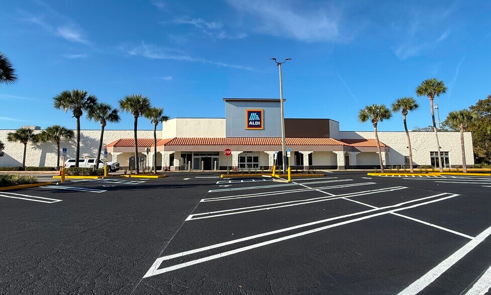 Primary Photo Of 353-393 W Granada Blvd, Ormond Beach Freestanding For Lease