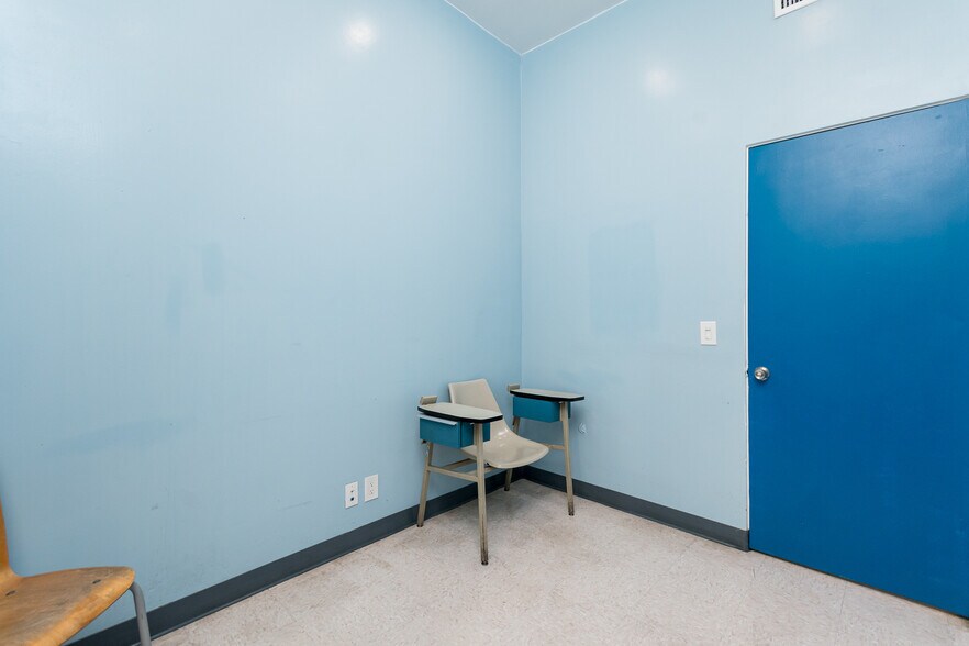 More Photos Of 1533 Alamitos Ave, Long Beach Medical For Sale