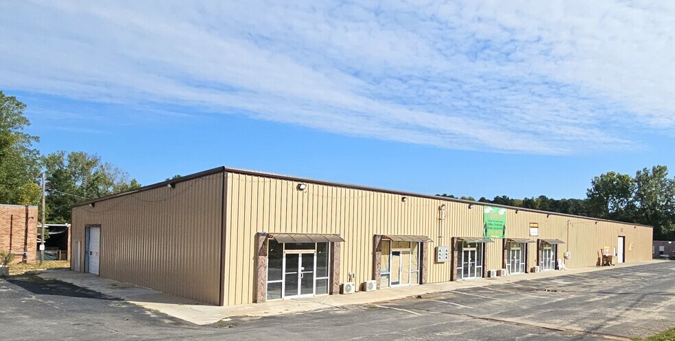 Primary Photo Of 2485 Lithonia Industrial Blvd, Lithonia Warehouse For Sale