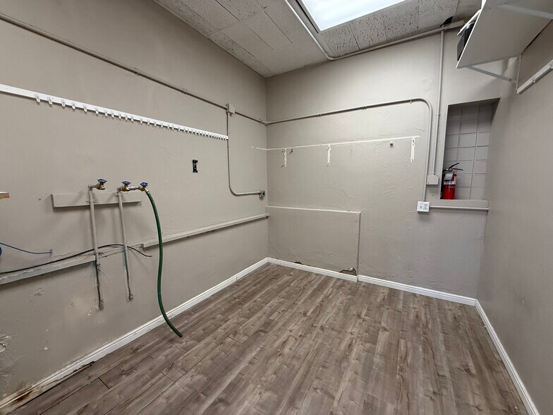 More Photos Of 282-296 N University Ave, Provo Storefront Retail Office For Lease