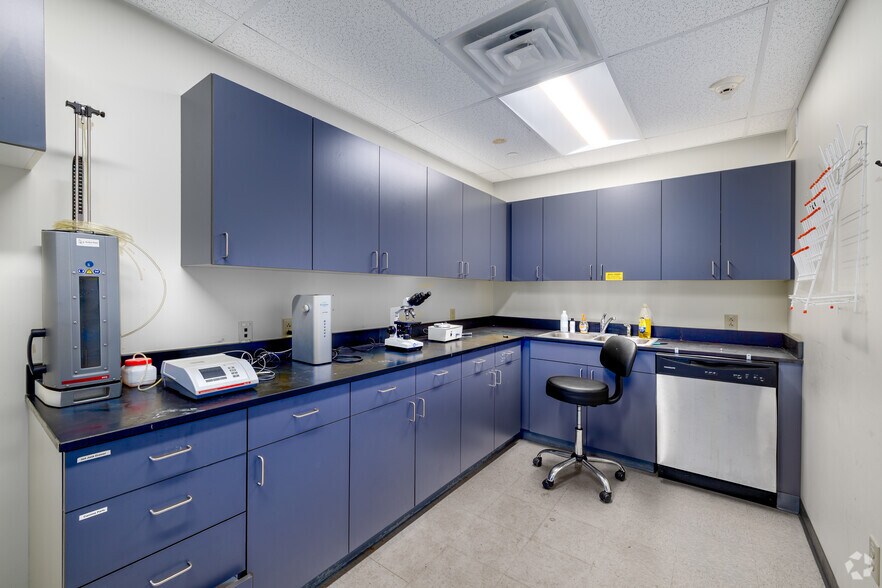 More Photos Of 1727 New York 12B, Hamilton General Retail For Sale