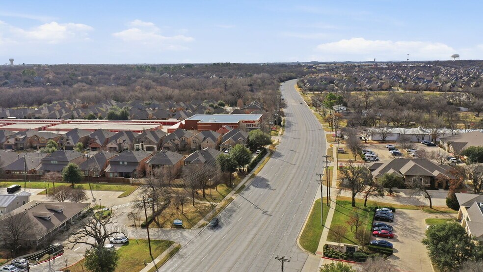 More Photos Of 8849 Davis Blvd, Keller Storefront Retail Office For Lease
