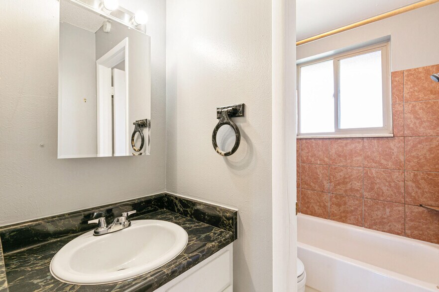 More Photos Of 5228 S Fox St, Littleton Apartments For Sale